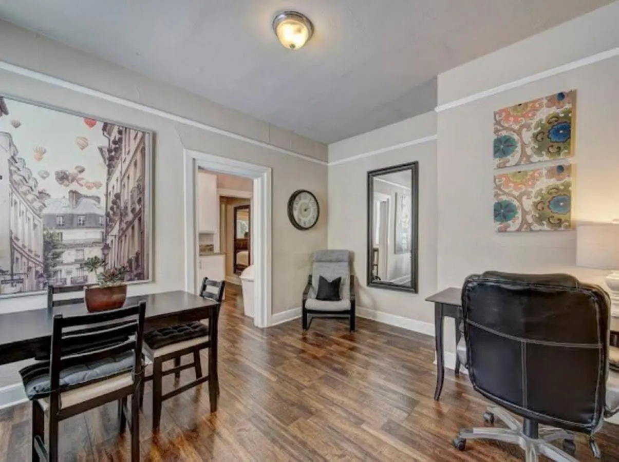 Apartment Perfect Location Walking Distance To Everything Sacramento